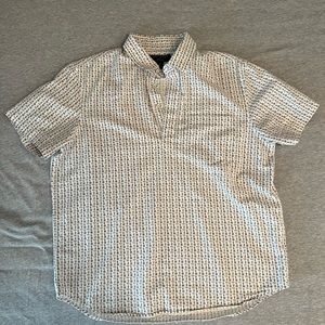 Mens medium Henley-style short-sleeve shirt